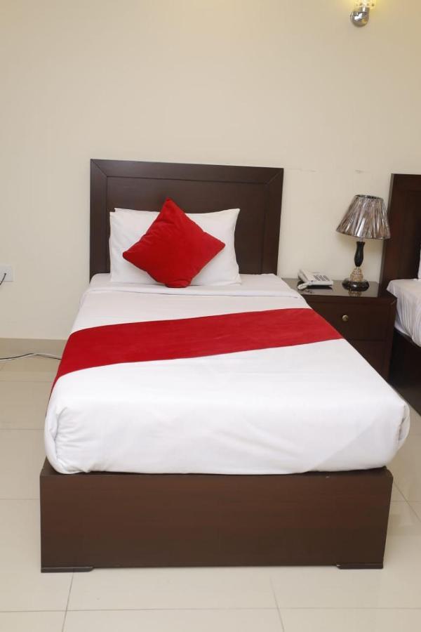 Hotel Noor Plaza Lahore Exterior foto